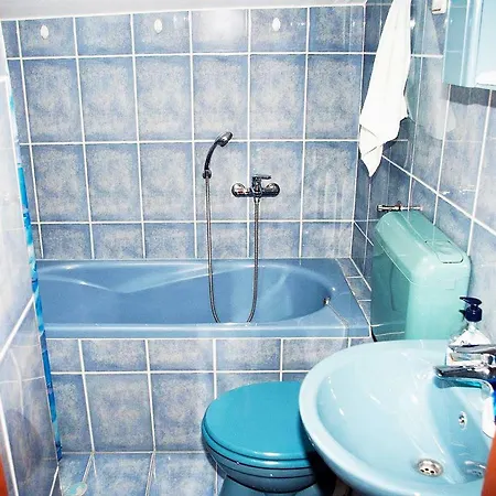 Apartment Bogadi *